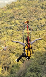 🔥廣州白雲飛索全攻略｜1489 米高空飛越，3 分鐘橫掃山景江色