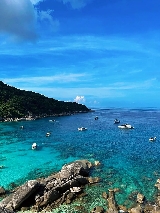 親子專屬｜12月斯米蘭開“海”啦！帶萌娃解鎖藍洞浮潛，把童年藏進玻璃海