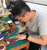 香港銅鑼灣DIY皮革工作室｜佳節禮物超抵做！初學者都識整銀包/皮紙鶴✨