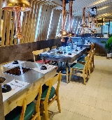 「菲律賓UPTOWN BGC美食推薦！Tong Yang火鍋燒烤吃到飽夯爆實測🥘」