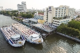 打卡 Riverside 碼頭,開啟湄南河夜遊