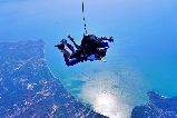 縱身雲端,俯瞰絕美海景!芭提雅羅勇 DROPZONE 跳傘基地全攻略