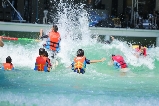 清邁星浪飛航水上樂園：穿越雨林的水上冒險之旅