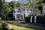 清遠玄真漂流必住酒店攻略:玄真十七墅,沉浸式體驗山水秘境中的詩意棲居