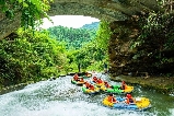 🌿清遠英西峰林老虎谷溶洞漂流項目攻略:夏日穿越喀斯特秘境的奇幻之旅