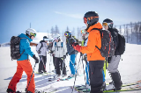 日本滑雪省錢攻略:從東京、大阪出發,人少景美的日本滑雪溫泉之旅,交通超方便!