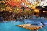 【日本紅葉溫泉特輯】漫步伊香保、修善寺6大絕景溫泉旅館，泡湯賞楓感受秋日浪漫！