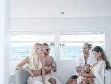 輪播圖片
