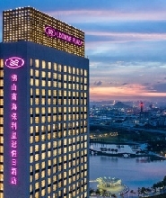 佛山南海利泰皇冠假日酒店（房+早餐+下午茶）