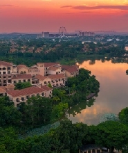 清遠美林湖溫泉大酒店溫泉套票（雙人自助早餐+雙人無限次溫泉+獅子星寶貝樂園）