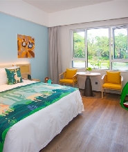 深圳東部華僑城黑森林嘉途酒店休閑套票（房+早餐）