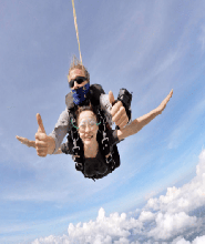芭提雅是拉差 Thai Sky Adventures 高空跳傘