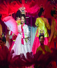 曼谷金東尼人妖秀