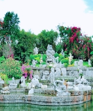 芭堤雅雲石公園
