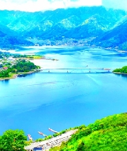 日本河口湖富士山全景纜車