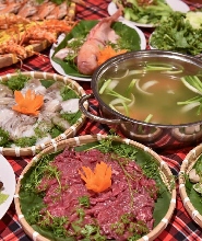 Hạnh Nhung Làng Chài︱超澎派龍蝦海鮮大總匯 x 鮮鍋物套餐︱（享前排海景）
