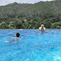 評論圖片
