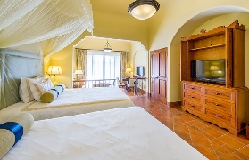 清遠美林湖浪漫約會｜摩天輪+花海+溫泉夯爆💖