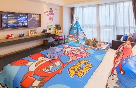 清遠希爾頓歡朋親子行｜實測超級飛俠房！寶貝玩到不想走🤩