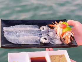 芭堤雅海上咖啡館：海上漂浮與美食的完美融合