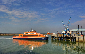 深圳機場碼頭到香港尖沙咀中港城船班時刻表