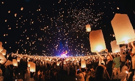 2026清邁CAD天燈節實測｜萬人放天燈超讚！這些細節你要知道🤩