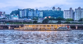 首爾漢江遊覽船全攻略｜4 大航線解鎖 24 小時江景美學，附周邊打卡指南