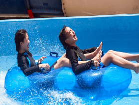 布吉島熱帶風暴水上樂園：歡樂水世界