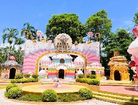 暑假必沖！芭堤雅糖果屋把童話塞進現實，帶娃約會都甜到冒泡泡！