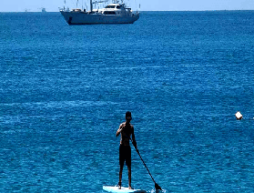 布吉島網紅打卡全攻略！一鍵解鎖懸崖咖啡與秘境海灘