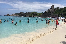 逃離香港高溫，奔赴布吉島暢享清涼浮潛之旅