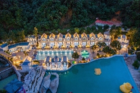 清泉灣漂流住宿攻略：愛琴海酒店60米直達！私家泡池+親子設施