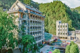 清遠筆架山漂流酒店推薦：筆架山居酒店歷史與周邊必玩攻略