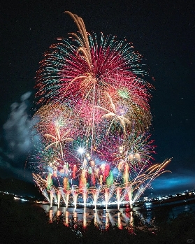 別再只知道東京花火！2025熊本八代煙花大會才是王炸