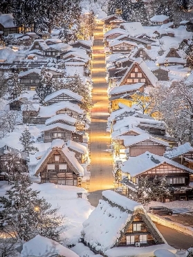 冬日童話之旅！2026白川鄉合掌村點燈活動預約指南來了！