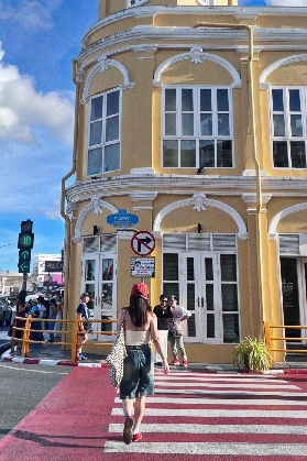 普吉鎮老街私藏指南：從 70 年竈台到治愈指尖的南洋慢遊地圖