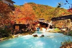 日本五大賞楓溫泉聖地 | 關東·東北絕景紅葉攻略，泡著溫泉賞秋色