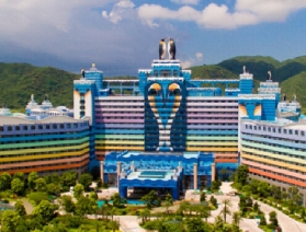 🏨 珠海長隆企鵝酒店｜全球親子度假標桿，與企鵝共舞的奇幻之旅