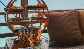 香港維港張保仔號遊船體驗！臺灣人實測超讚細節分享💫