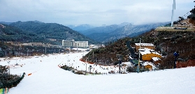 釜山伊甸園滑雪：超爽纜車 + 趣味雪橇，解鎖冬日快樂！