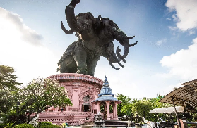 曼谷粉色暴擊！三頭神象博物館，14 層粉堡 + 神象，附避熱穿搭攻略