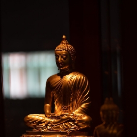 曼谷深度文化體驗：大佛寺 + 湄南河長尾船之旅，解鎖古都慢時光