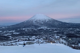 日本滑雪場怎麼選？按這篇奢華、省錢、風景型分類閉眼入