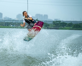 微風運河寬板滑水避坑指南｜1人也能玩？預訂前必睇！🔥