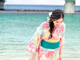 沖繩和服租借實測｜500款選到眼花！波上宮拍照超讚✨