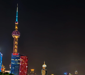 上海最值 2 元體驗！輪渡觀光承包外灘 + 陸家嘴全景，10 分鐘美到窒息