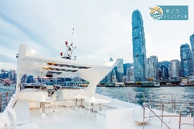 香港維港夜遊實測｜45分鐘豪華遊艇+無限小食！避坑指南看這篇✨