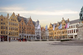 布魯日一日遊實測｜從阿姆斯特丹出發！千年童話小鎮隱藏這些亮點🥐