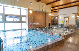 50HKD 內泡大阪溫泉！天然美人湯 + 全景視野✨