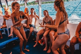 長灘島日落派對實測｜單人參加也不孤單！3小時玩到嗨✨